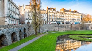 Klima Nantes temperatur, klimat och väder året runt