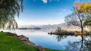 Klima Lago di Varese temperatur, klimat och väder året runt