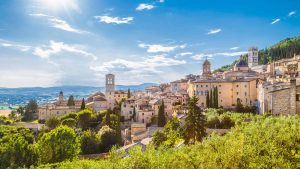Klima Assisi temperatur, klimat och väder året runt