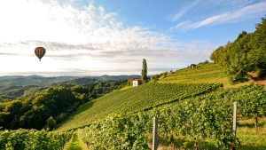 Klima Bourgogne temperatur, klimat och väder året runt